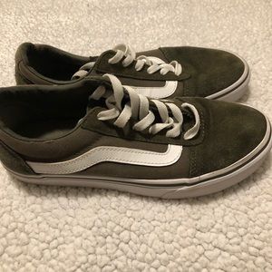 Vans suede size 7.5